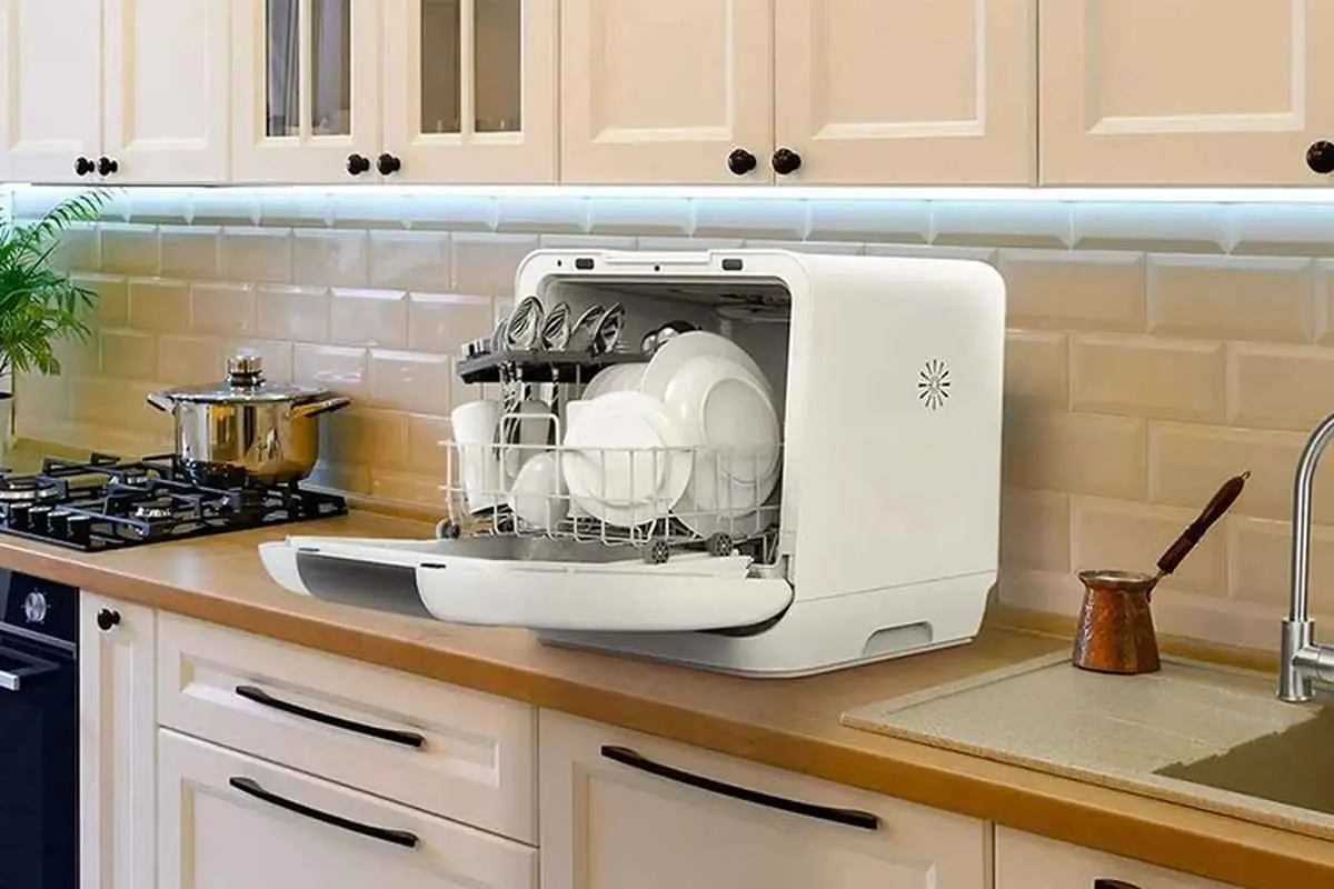 Máy rửa bát nhỏ máy để bàn nên dùng viên rửa bát nào